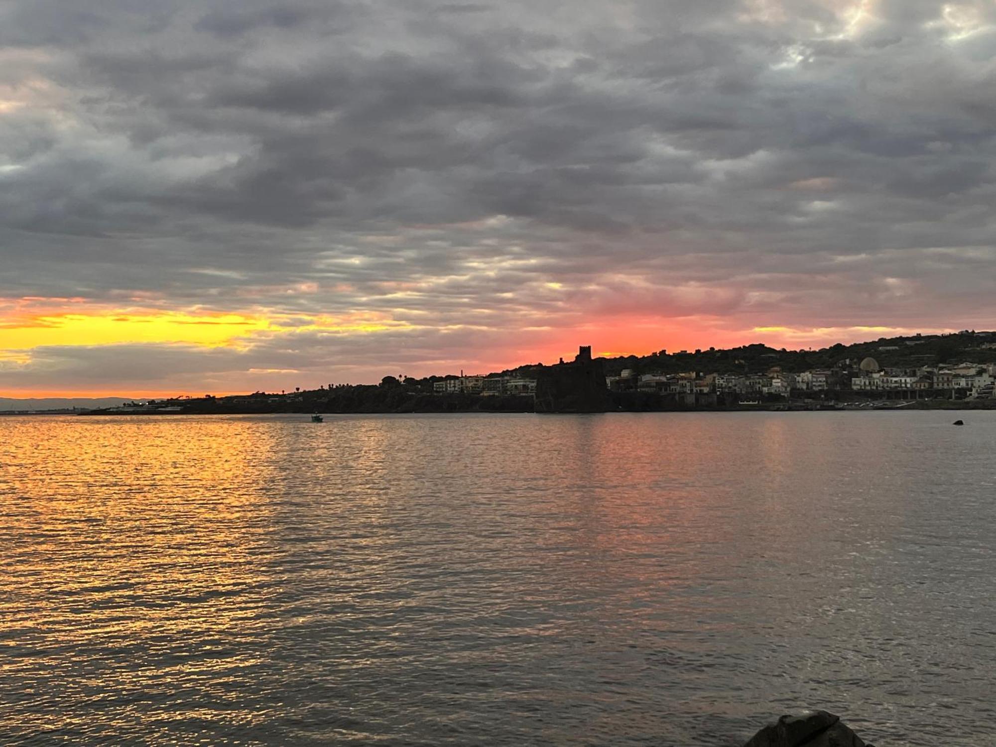 Sara Casa Acitrezza Apartman Aci Castello Kültér fotó